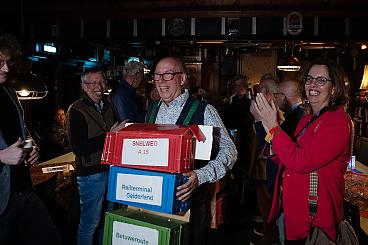 https://gelderland.sp.nl/nieuws/2024/03/railterminal-van-de-baan-overbetuwe-overbelast-heft-zichzelf-op-met-feestje